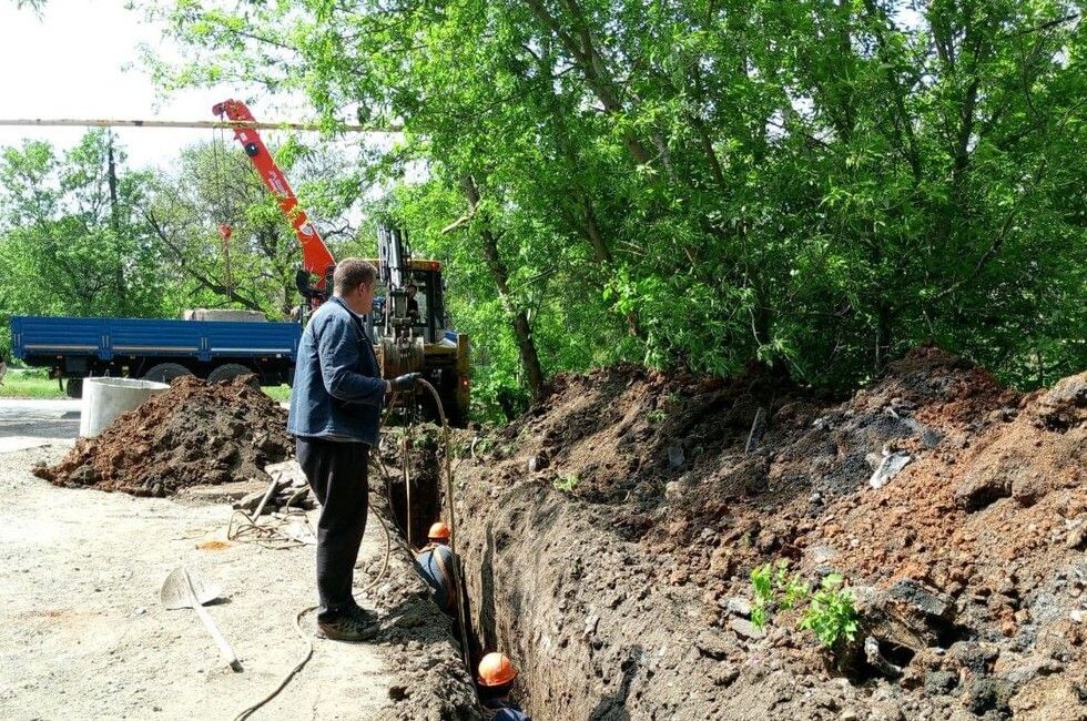 В Горловке заменили 416 метров водоснабжающих сетей, несмотря на обстрелы