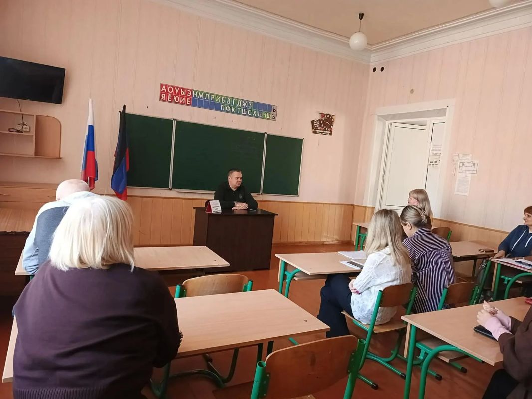 Состоялась встреча руководства администрации городского округа Горловка с трудовым коллективом