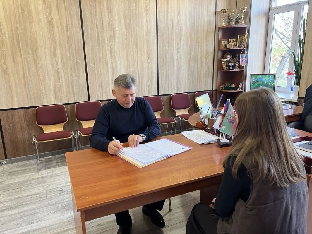 Роман Конев: 28 октября 2026 года состоялся приём граждан депутатом Горловского городского совета Донецкой Народной Республики Сергеем Третьяковым в Муниципальном унитарном предприятии «Простор» администрации городского...